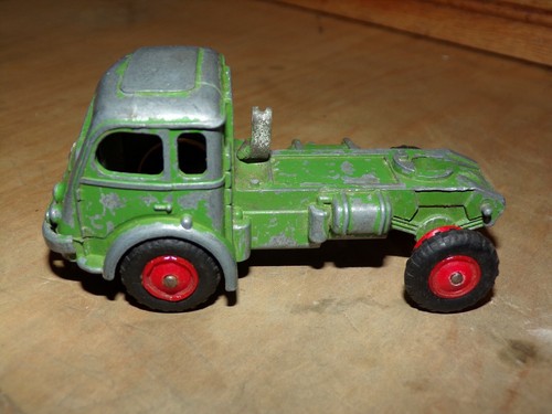 Tracteur routier renault - 1/43,